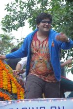 Prateek Chakravorty at Sydney With Love film bus tour promotions in Mumbai on 31st Aug 2012 (8).JPG